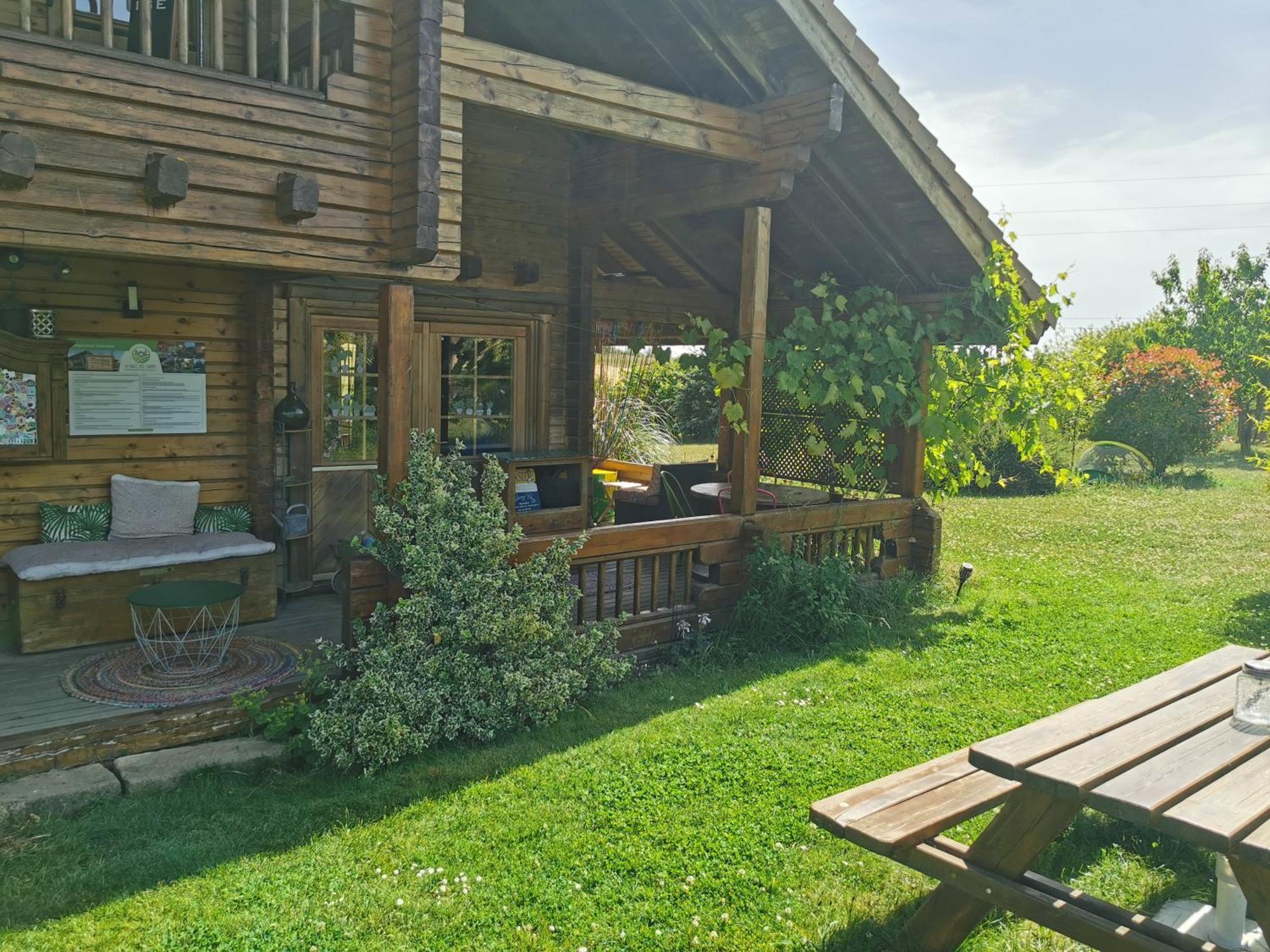 La Bulle Des Champs Champmotteux Exterior foto